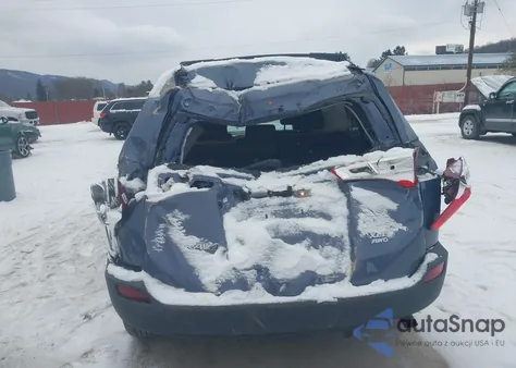 2014 Toyota Rav4 Xle z USA, uszkodzony, nr VIN 2T3RFREVXEW169072